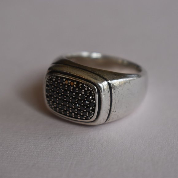 David Yurman Streamline® Signet Ring - Picture 4 of 8